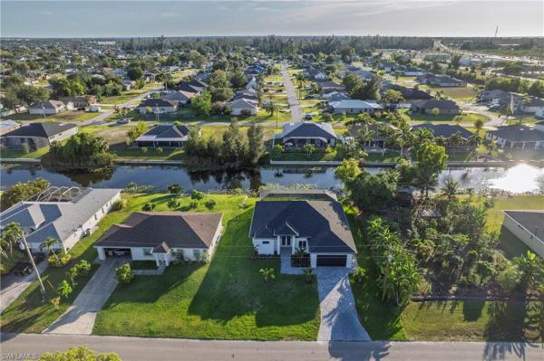 Cape Coral, 516 11th Pl, Cape Coral, Florida 33991, image 3