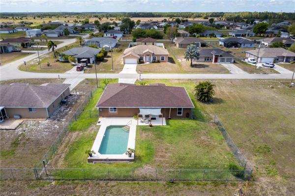 Mirror Lakes, 227 Manasota St, Fort Myers, Florida 33913, image 1