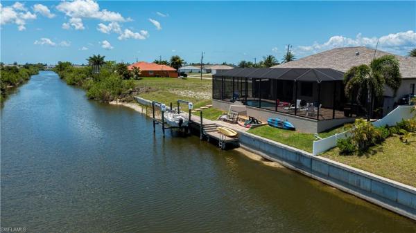 Cape Coral, 1018 13th Ter, Cape Coral, Florida 33993, image 2