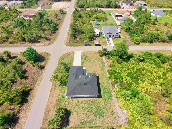 Lehigh Acres, 3115 W 52nd St, Lehigh Acres, Florida 33971, image 1