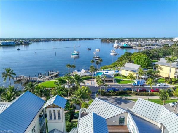 Seaport At Olde Naples, 1001 S 10th Ave #207, Naples, Florida 34102, image 1