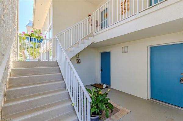 2100 N Gulf Shore Blvd #118, Naples, Florida 34102, image 1