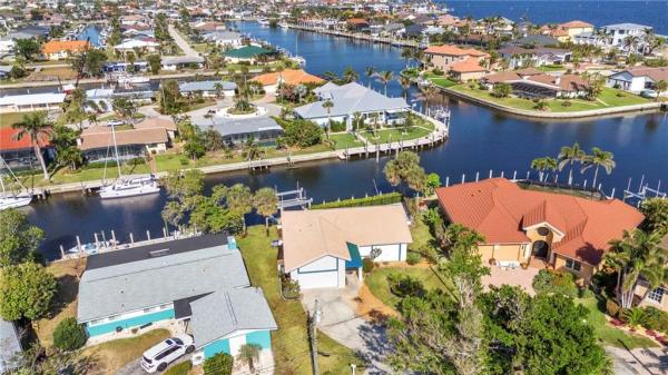 125 Donna Ct, Punta Gorda, Florida 33950, image 1