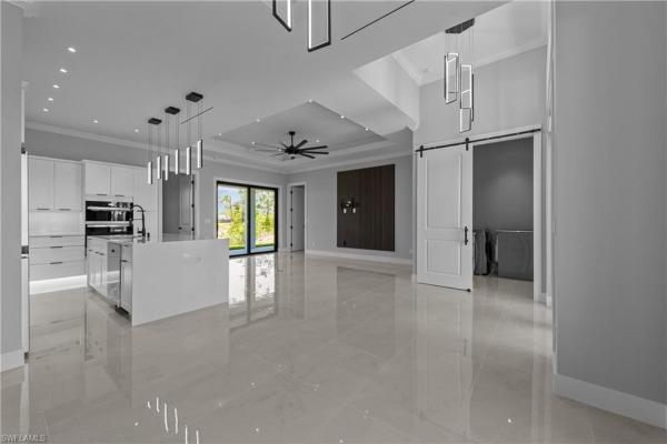 Cape Coral, 2301 30th St, Cape Coral, Florida 33993, image 2