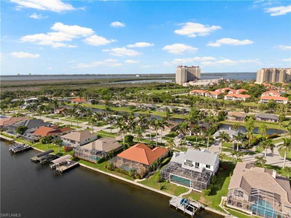 Rose Garden, 1069 57th St, Cape Coral, Florida 33914, image 2