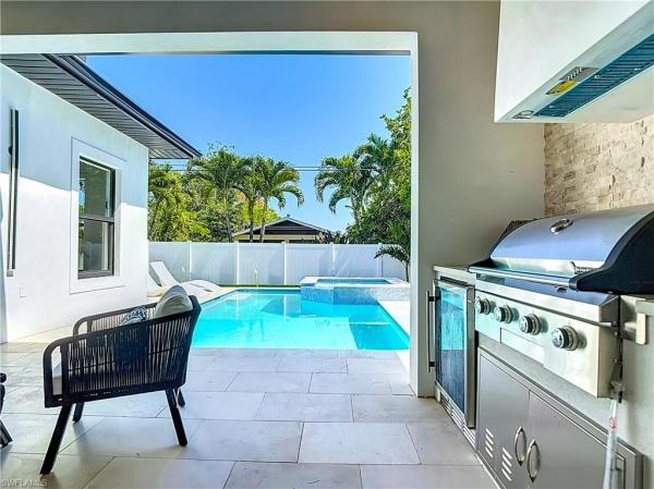 Naples Park, 857 N 95th Ave, Naples, Florida 34108, image 1