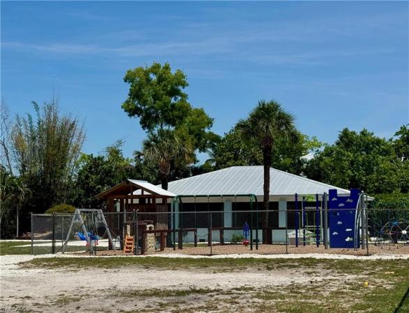Coconut Creek, 2777 Clipper Way, Naples, Florida 34104, image 2