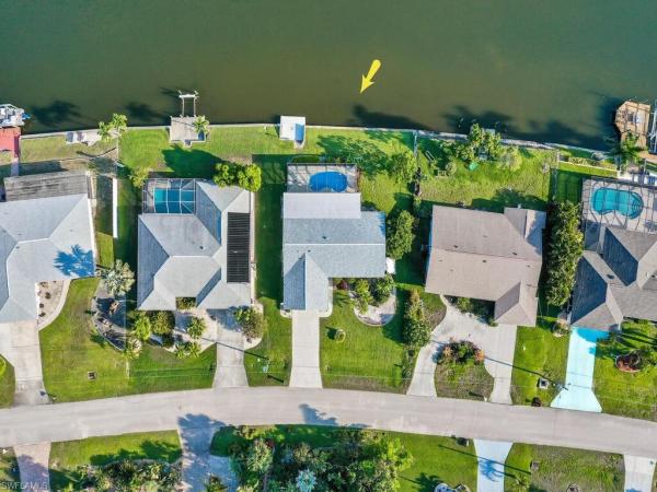 Cape Coral, 333 33rd Ter, Cape Coral, Florida 33904, image 1