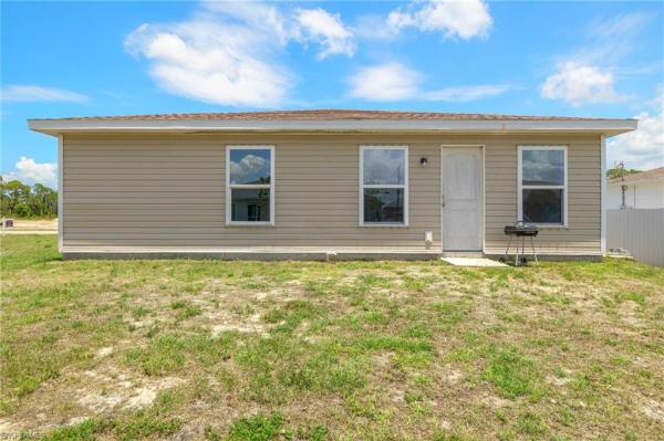 Cape Coral Residential, 306 Wilmington Pkwy, Cape Coral, Florida 33993, image 3