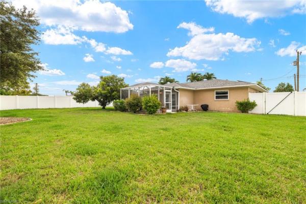 Cape Coral, 1307 18th Ter, Cape Coral, Florida 33990, image 1