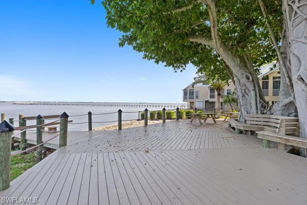 The River, 819 James St, Fort Myers, Florida 33916, image 2