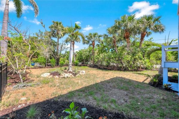 Sanibel Shores, 742 Nerita St, Sanibel, Florida 33957, image 3
