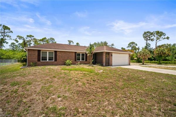 Lehigh Acres, 2016 Fitch Ave, Alva, Florida 33920, image 2