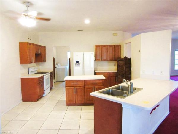 Lehigh Acres, 613 E Chemstrand St, Lehigh Acres, Florida 33974, image 2