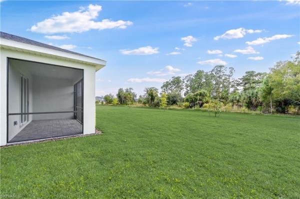 17581 Saddleback Loop, North Fort Myers, Florida 33917, image 2