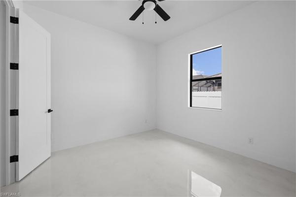 Cape Coral, 423 5th Ter, Cape Coral, Florida 33909, image 3