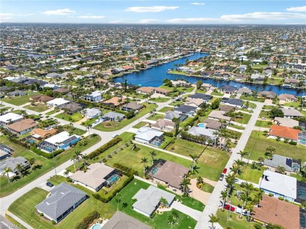 Cape Coral Residential, 2717 54th Ter, Cape Coral, Florida 33914, image 2