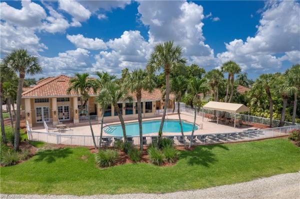 Silverlakes, 11320 Lakeland Cir, Fort Myers, Florida 33913, image 3