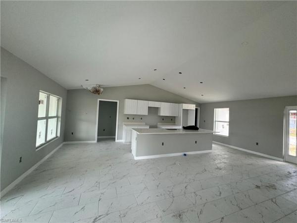 Cape Coral Residential, 1010 34th Ln, Cape Coral, Florida 33909, image 2