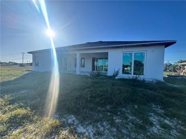 Cape Coral Residential, 904 Vogiantzis Pkwy, Cape Coral, Florida 33909, image 2