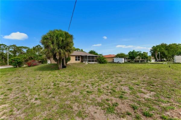 Lehigh Acres Residential, 911 S Medford Ave, Lehigh Acres, Florida 33974, image 1