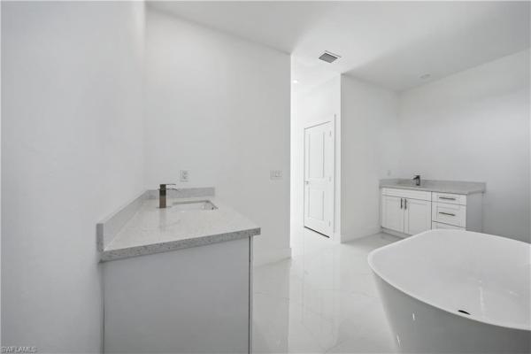 Cape Coral Residential, 4521 34th St, Cape Coral, Florida 33993, image 3
