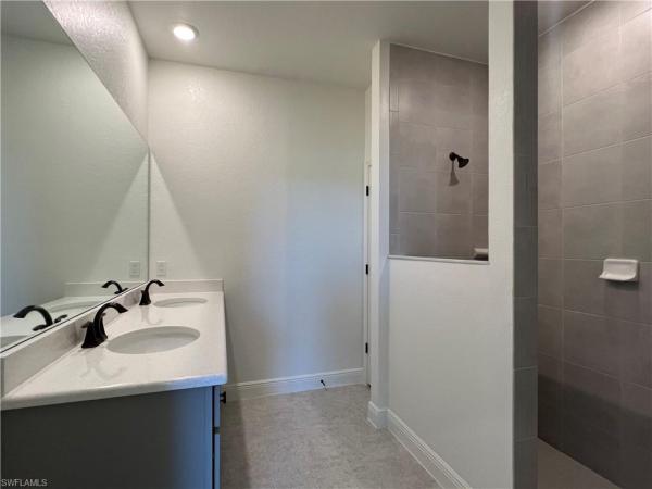 Cape Coral, 3936 41st St, Cape Coral, Florida 33993, image 1