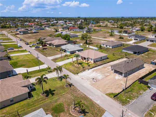 Cape Coral Residential, 2608 25th Ave, Cape Coral, Florida 33993, image 2