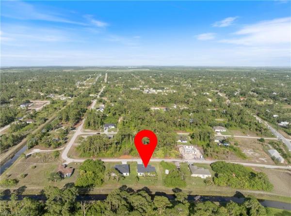 510 S Redwood Ave, Lehigh Acres, Florida 33974, image 1