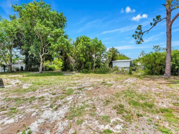 Fort Myers Villas, 2431 Kent Ave, Fort Myers, Florida 33907, image 1