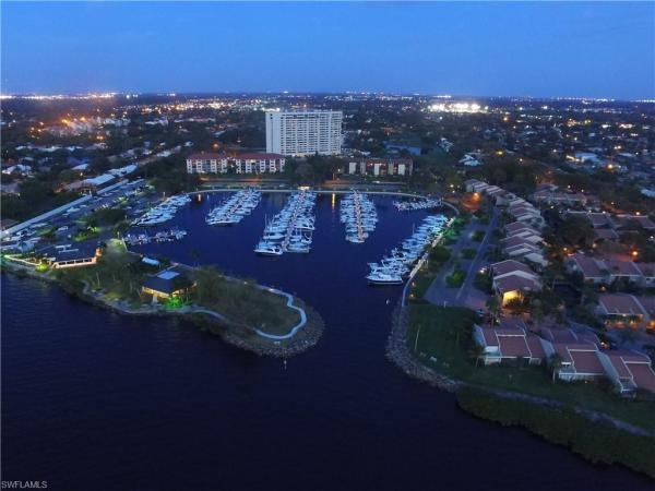 Windjammer Village, 4406 Foremast Ct, Fort Myers, Florida 33919, image 1