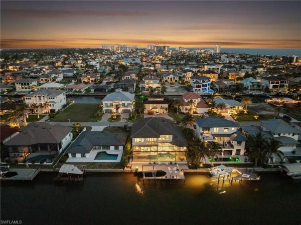 Conners At Vanderbilt Beach, 279 Heron Ave, Naples, Florida 34108, image 1