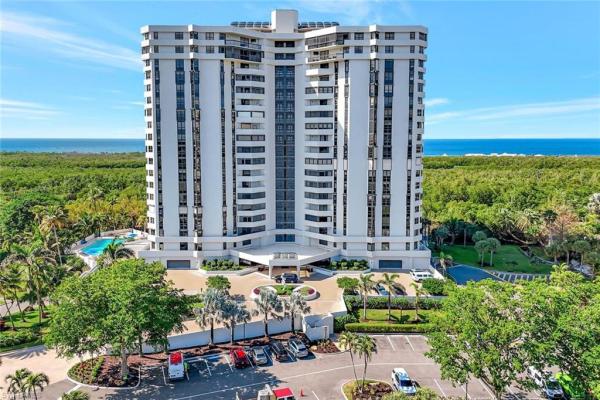 Grosvenor At Pelican Bay, 6001 Pelican Bay Blvd #1405, Naples, Florida 34108, image 2