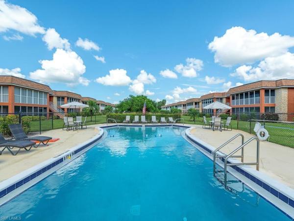 1400 Pompei Ln #2, Naples, Florida 34103, image 1