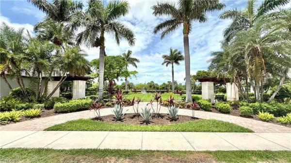 Avery Square, 7293 Birchmore St, Naples, Florida 34109, image 1