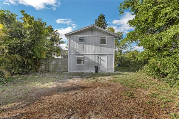 North Fort Myers No HOA, 1561 Laurel Dr, North Fort Myers, Florida 33917, image 3