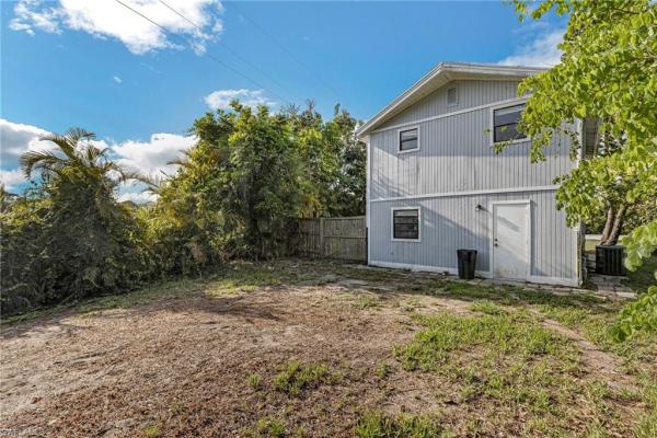 North Fort Myers No HOA, 1561 Laurel Dr, North Fort Myers, Florida 33917, image 2