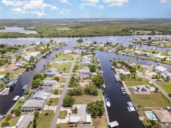 Fort Myers Shores, 2114 Aruba Ave, Fort Myers, Florida 33905, image 1