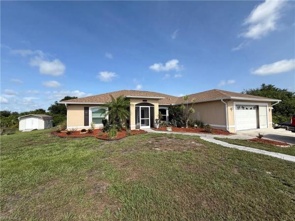 Lehigh Acres, 6001 N Flora Ave, Lehigh Acres, Florida 33971, image 1