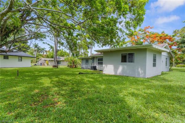 Alabama Grove Terrace, 322 New York Dr, Fort Myers, Florida 33905, image 1