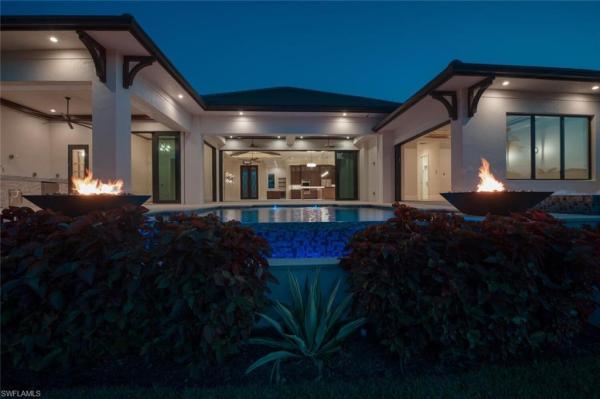 Cape Coral Residential, 825 Miramar Ct, Cape Coral, Florida 33904, image 2