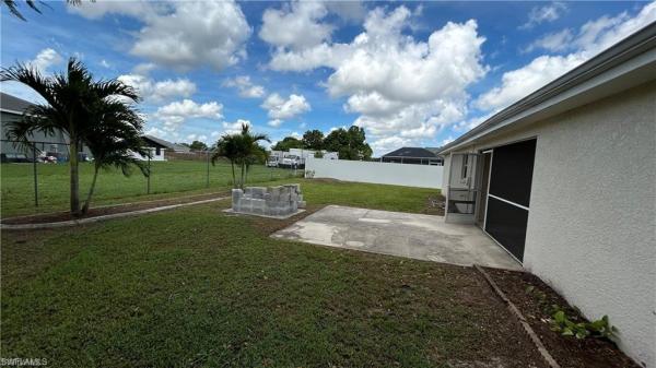 1540 N Crestwood Cir, Lehigh Acres, Florida 33936, image 1