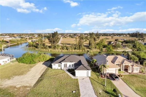 Cape Coral Residential, 1427 25th Pl, Cape Coral, Florida 33993, image 1