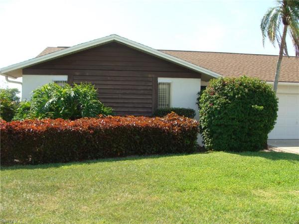 Lakewood Villas, 4802 Lakewood Blvd, Naples, Florida 34112, image 2