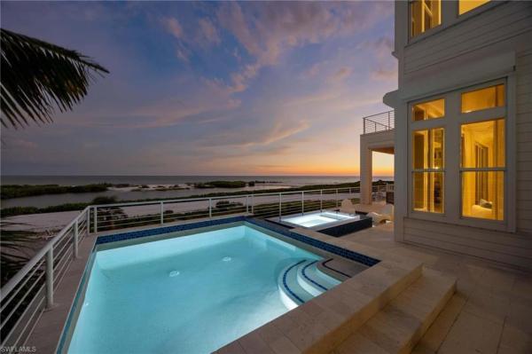 Grand Ole Man, 8088 Estero Blvd, Fort Myers Beach, Florida 33931, image 1