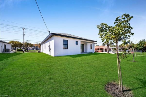 Cape Coral Residential, 404 28th Pl, Cape Coral, Florida 33991, image 1