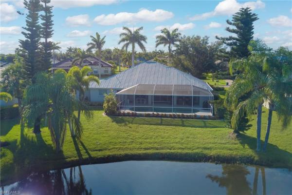 Royal Tee Country Club Estates, 11784 Lady Anne Cir, Cape Coral, Florida 33991, image 2