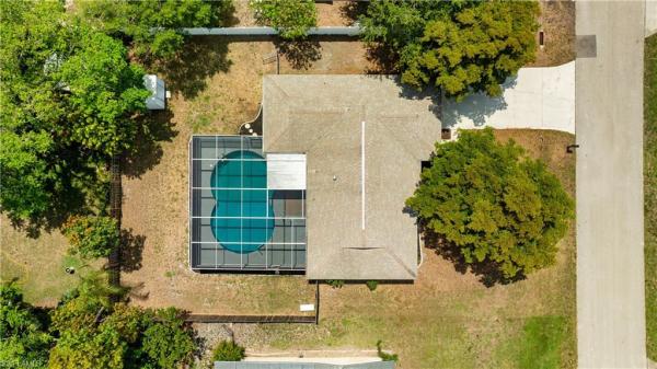 Cypress Lake Country Club Estates, 1644 Hermitage Rd, Fort Myers, Florida 33919, image 2