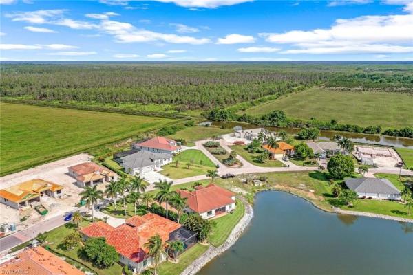 Royal Palm Golf Estates, 18624 Royal Hammock Blvd, Naples, Florida 34114, image 1