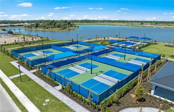 17321 Willow Tree Ln, North Fort Myers, Florida 33917, image 1